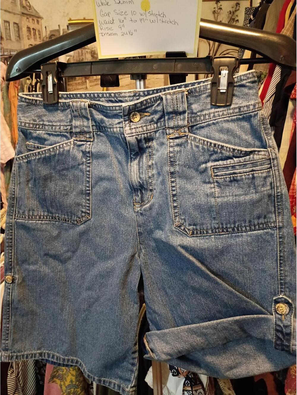White stag denim short